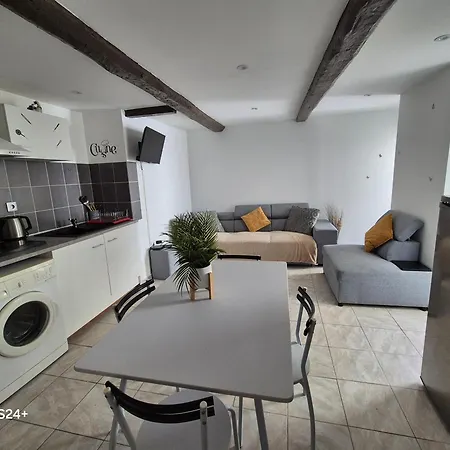 T2 Avec Cour Interieure Apartmán *