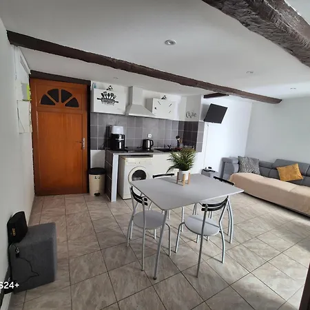 Apartmán T2 Avec Cour Interieure